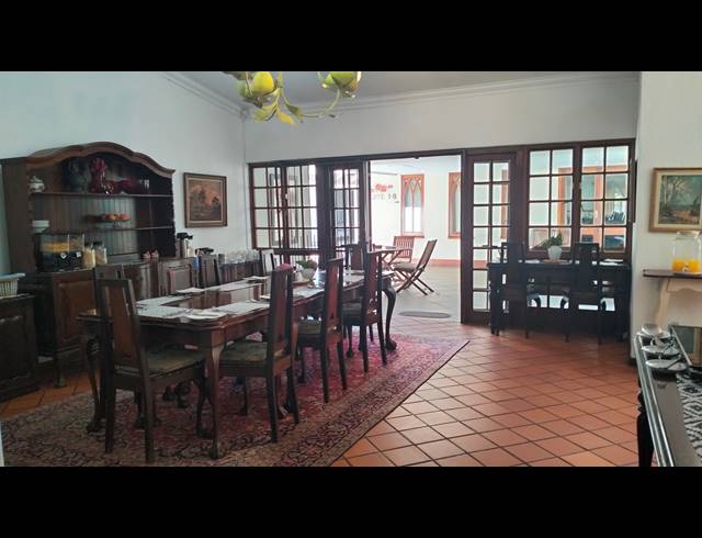 985M² GUESTHOUSE FOR SALE IN EQUESTRIA